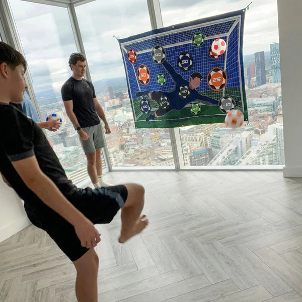 Futbol Matı Ve Topu